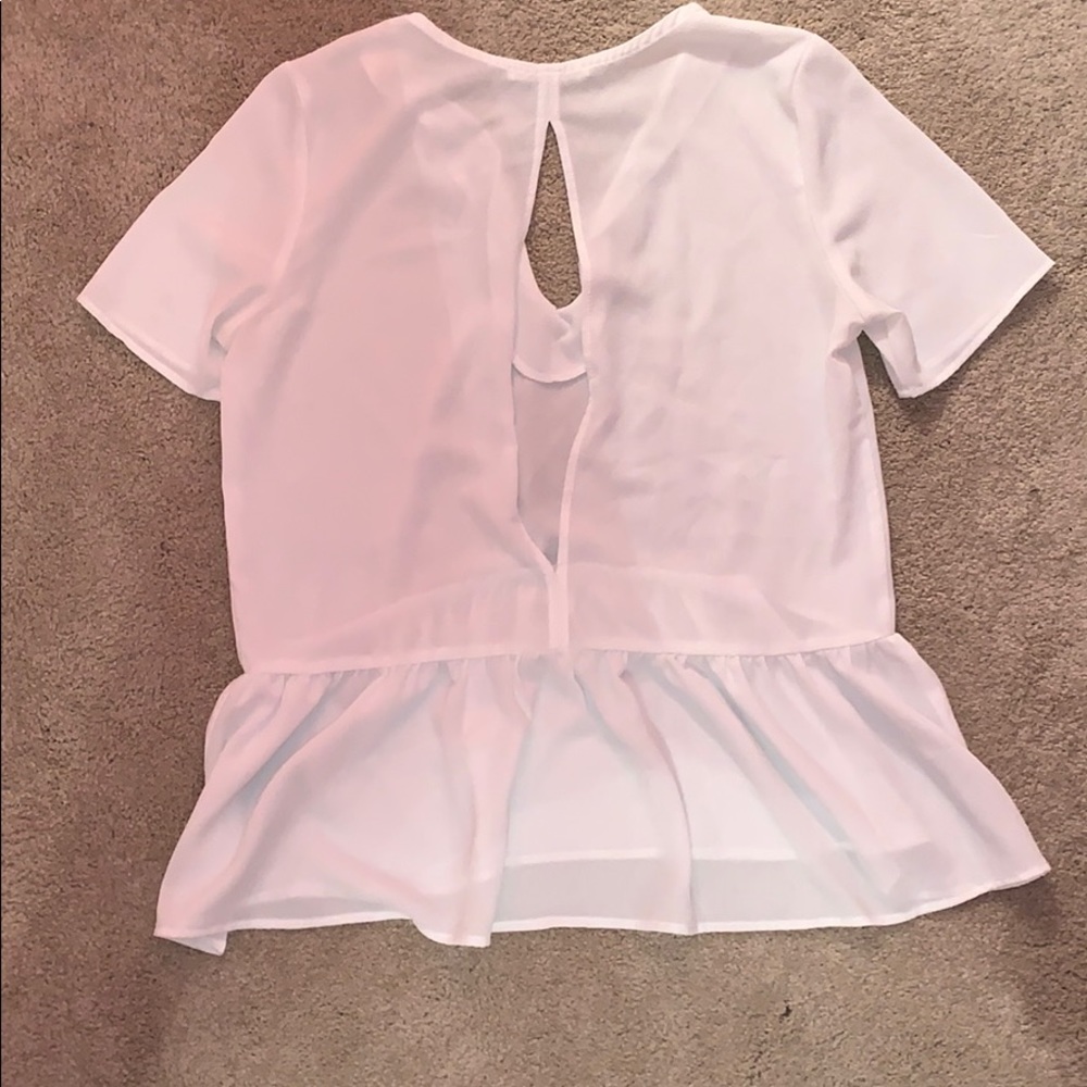 White split back blouse - Picture 2 of 3